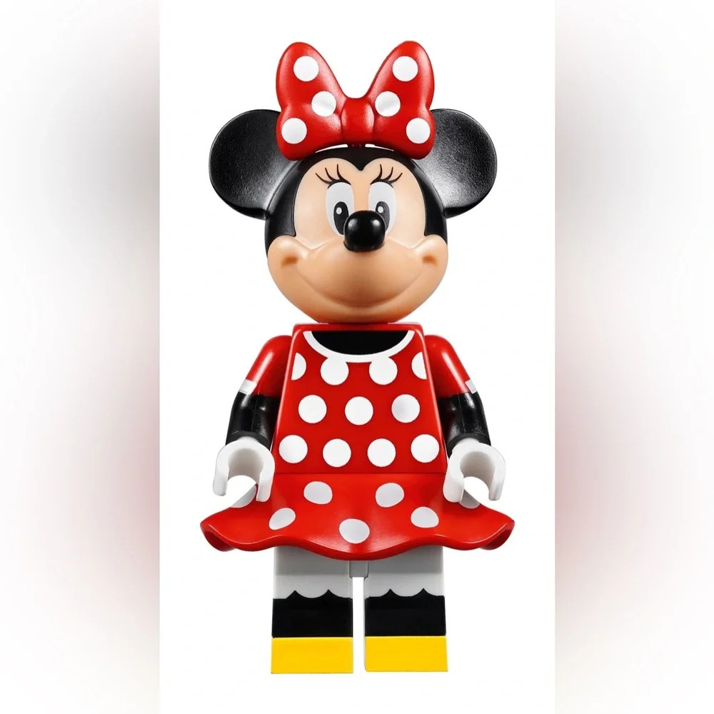 RETIRED Disney Lego Castle 50th Anniversary - Picture 10 of 14